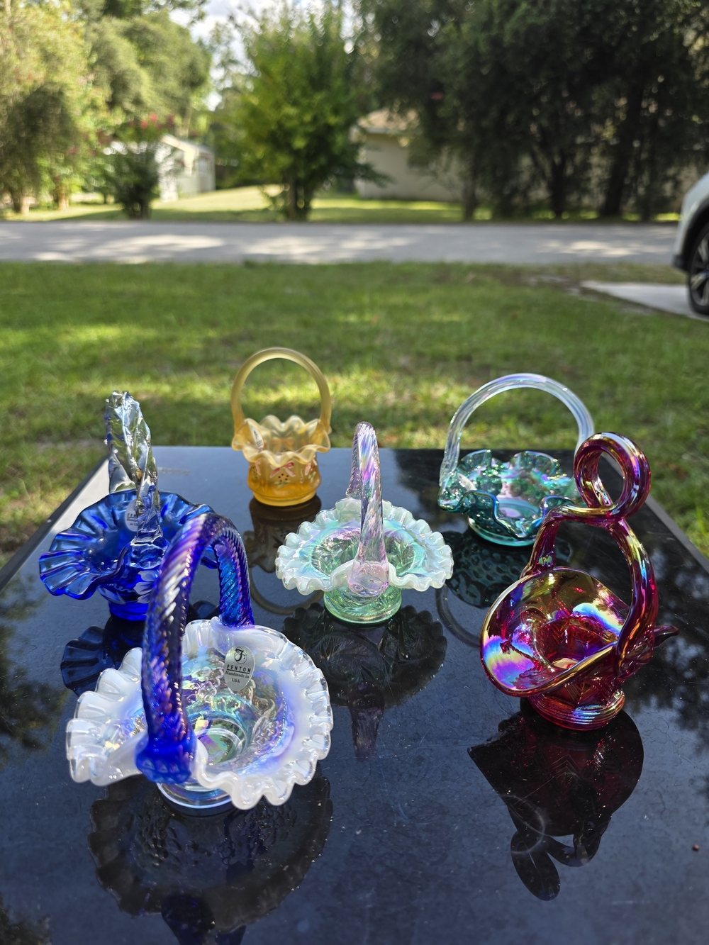 Lot Of 6 Beautiful Mini Fenton Glass Baskets With Original Stickers Mint Cond